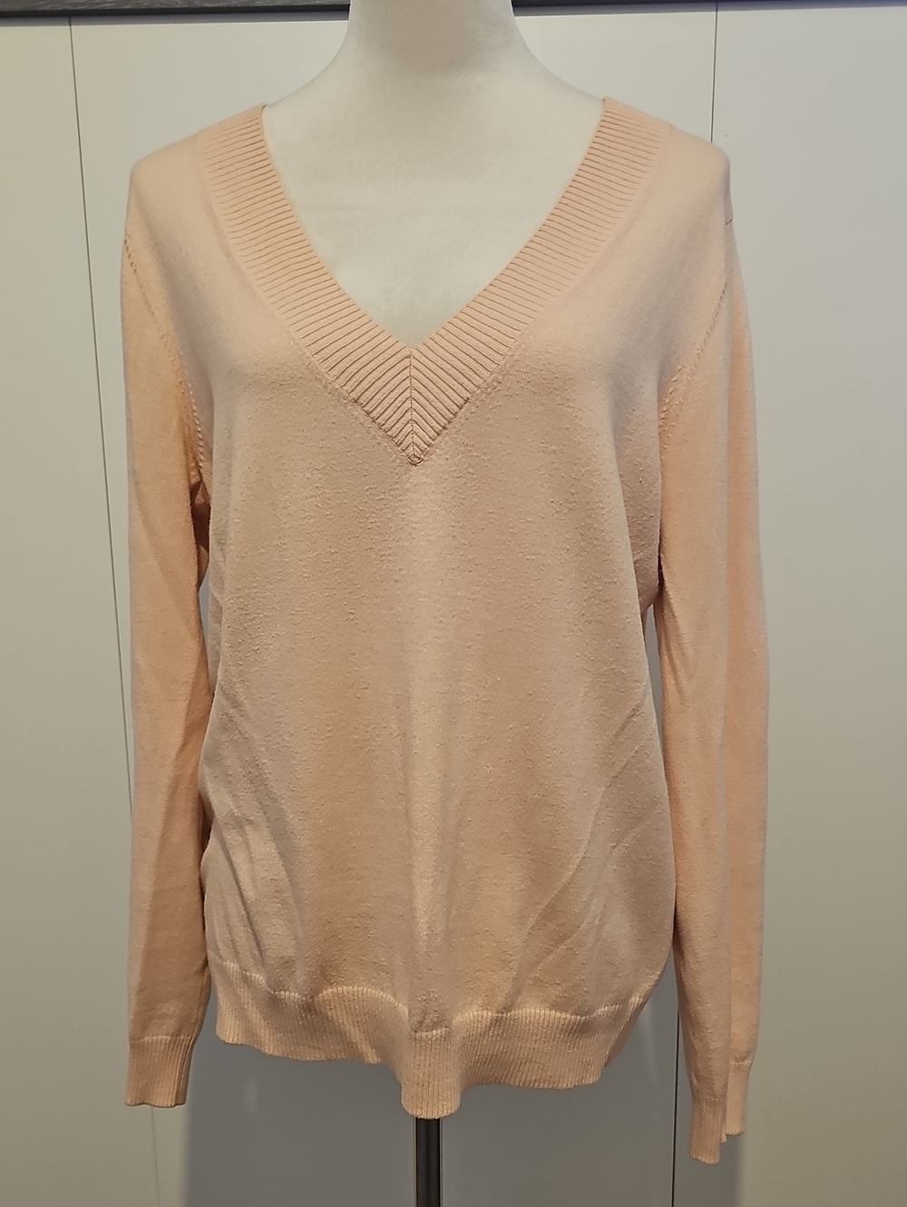 Lands' End Women's V-Neck Sweater in Soft Peach